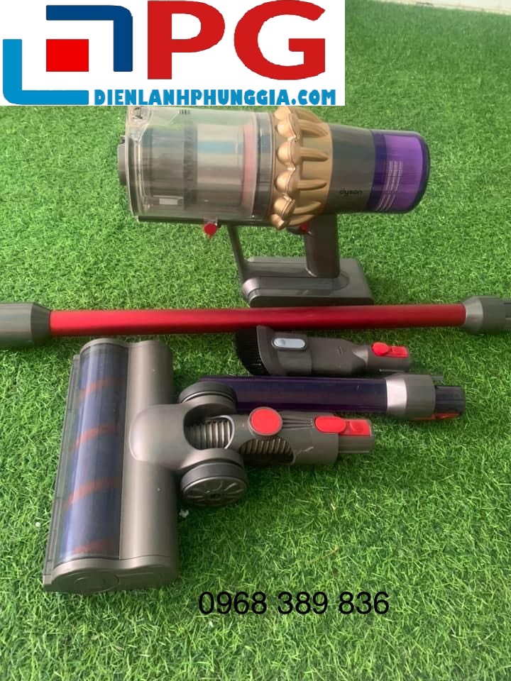 sua-hut-bui-dyson-diện-lạnh-phùng-gia-tại-hai-ba-trưng