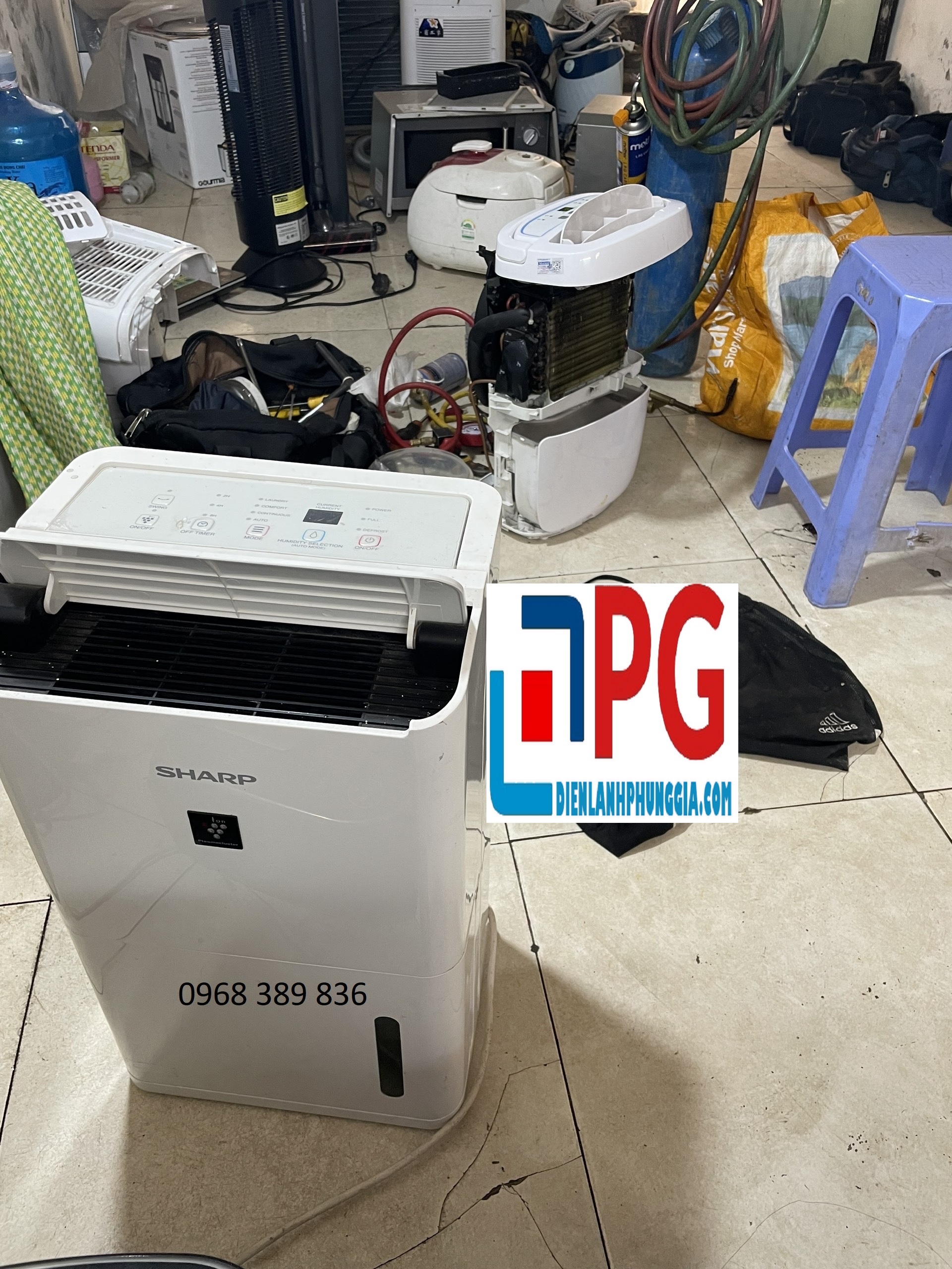 sửa máy hút ẩm tại Time City