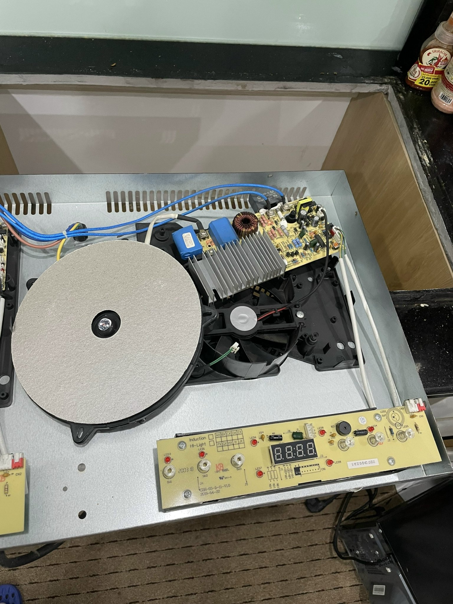 Sửa bếp từ KĐT Times City