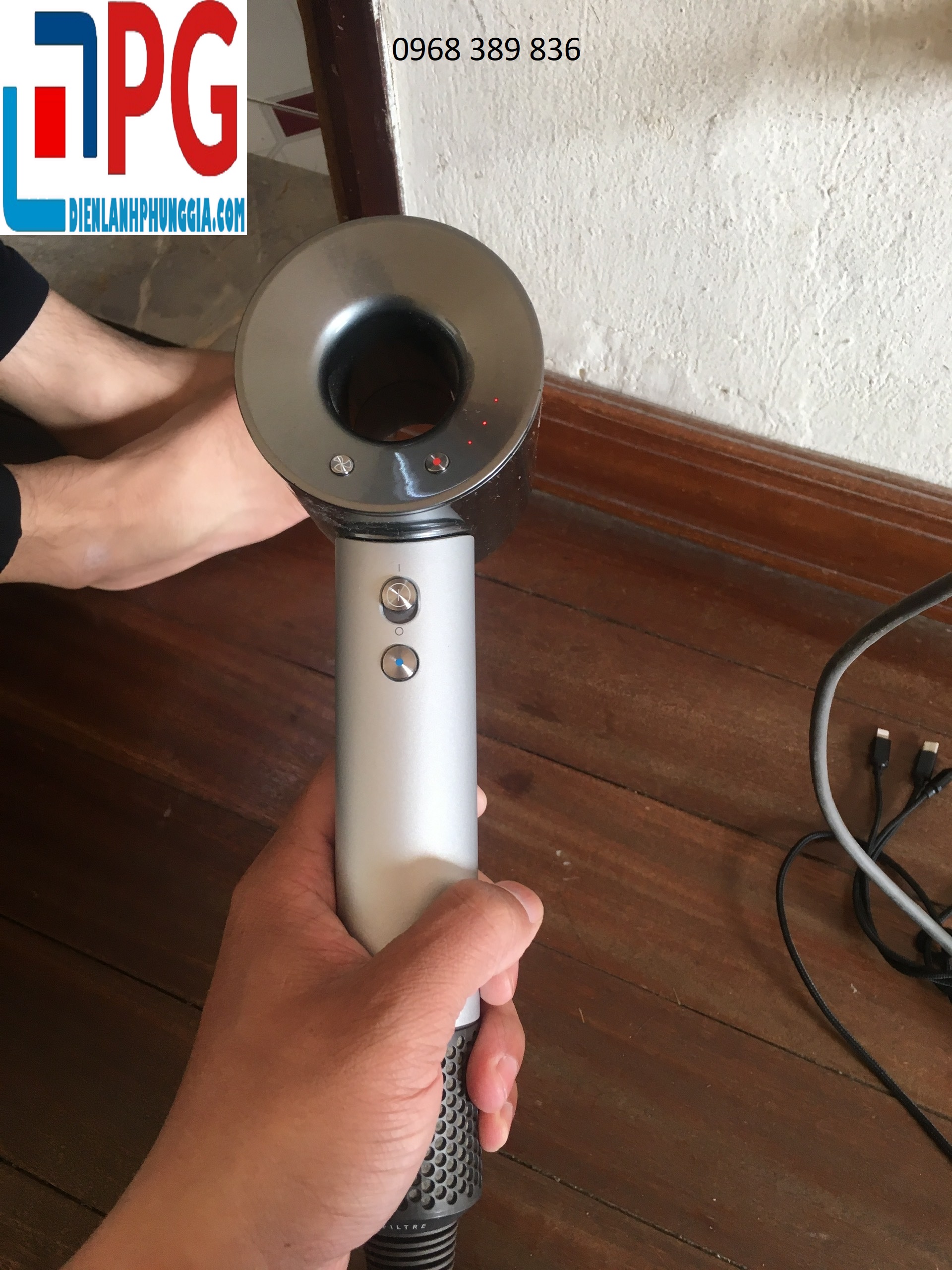 Trung Tâm Sửa Máy Sấy Tóc Dyson Tại KĐT Smart City