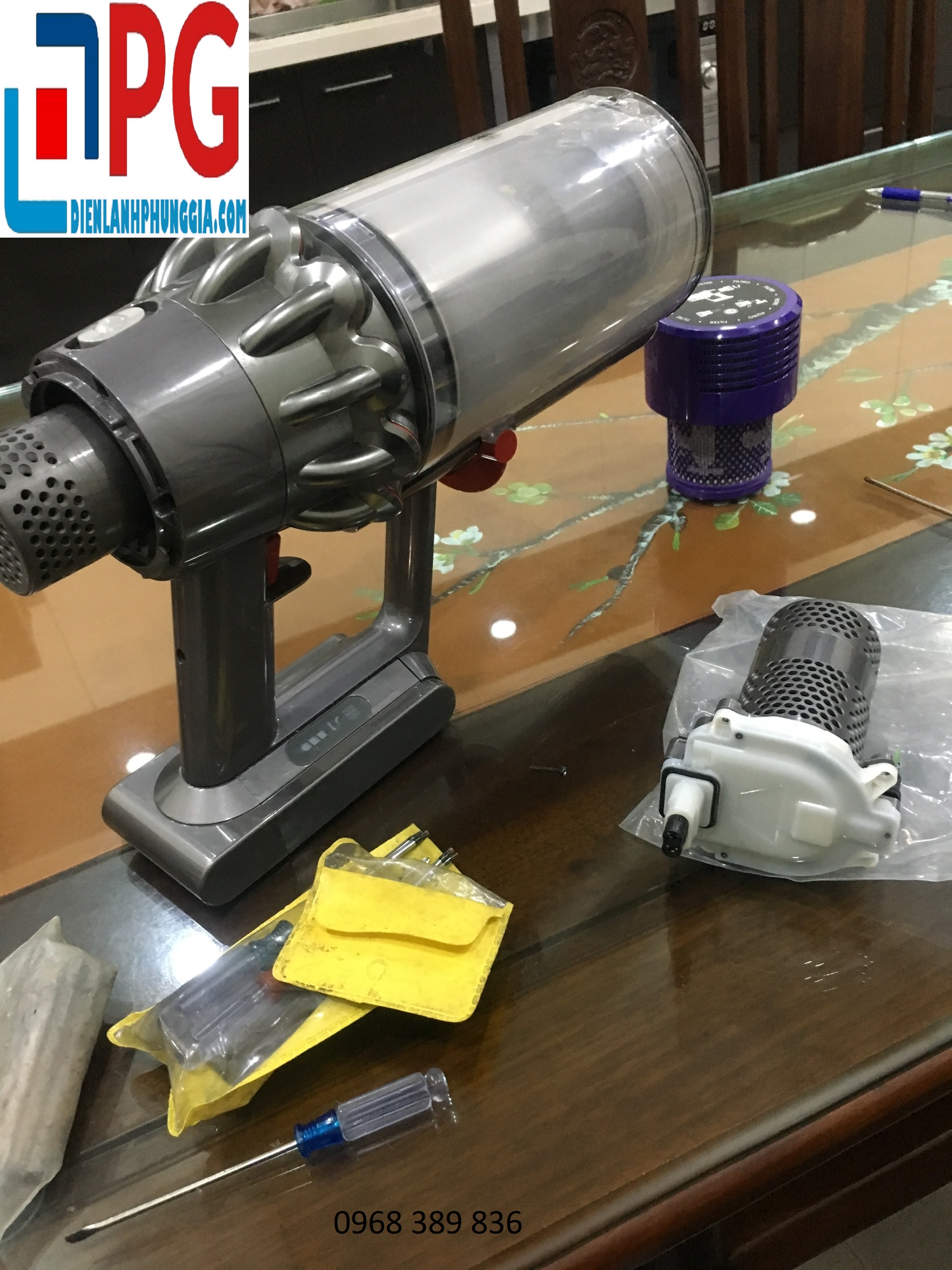 Trung Tâm Sửa Máy Hút Bụi Dyson Tại Nguyên Văn Cừ Long Biên