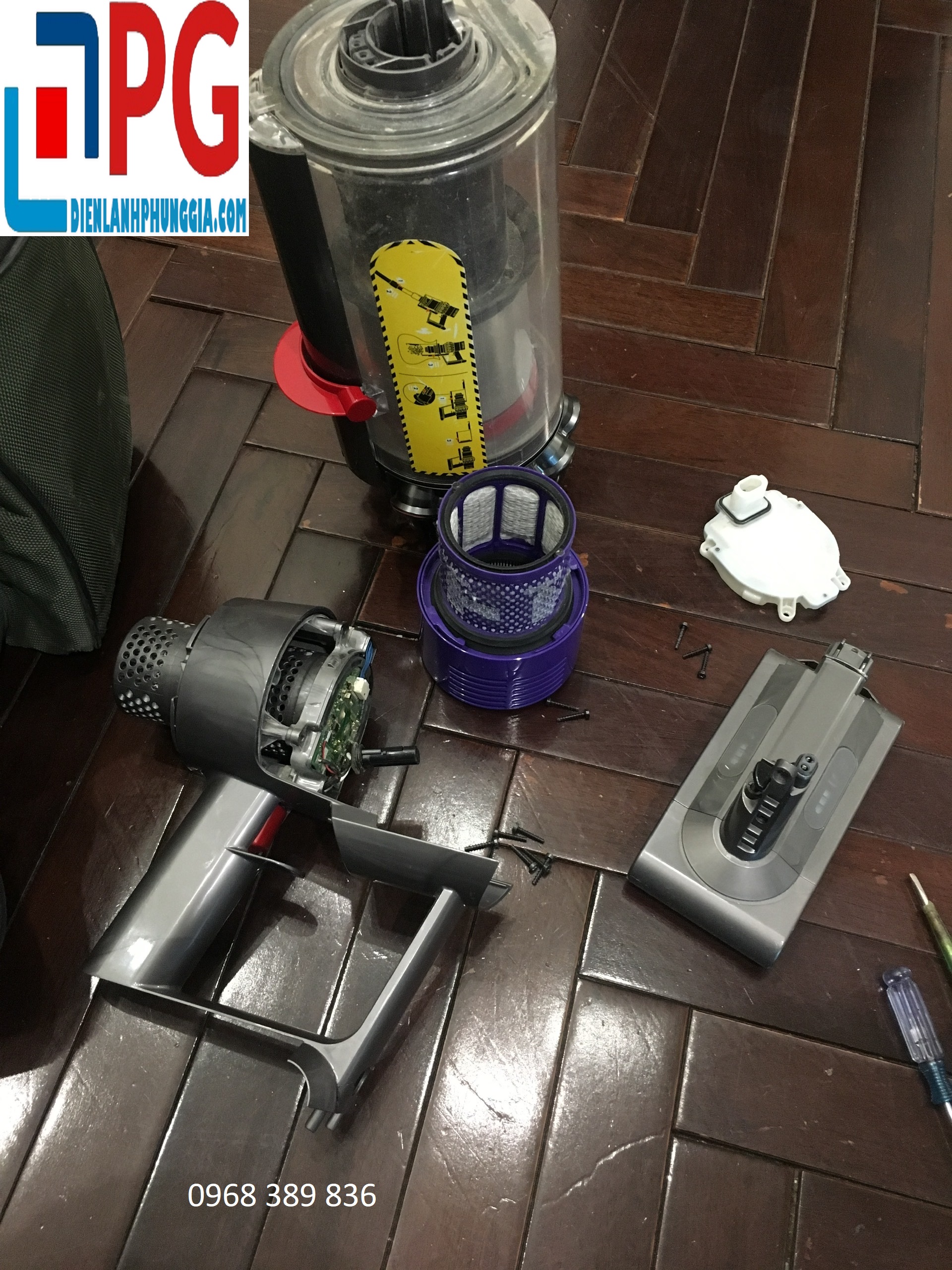 Sửa Máy Hút Bụi Dyson Tại KĐT Khai Sơn Long Biên