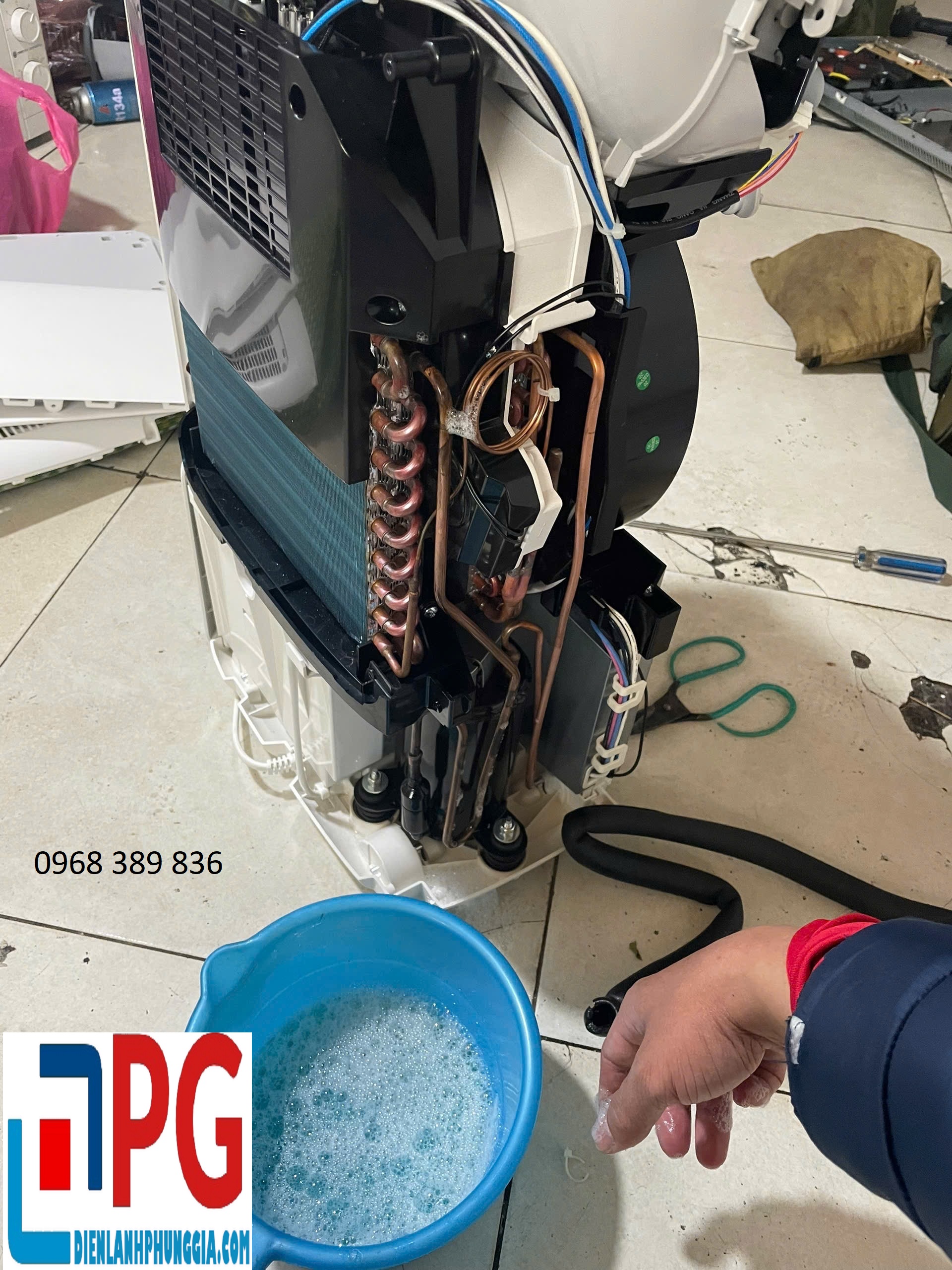 Sửa Máy Hút Ẩm Tại KĐT Việt Hưng Long Biên