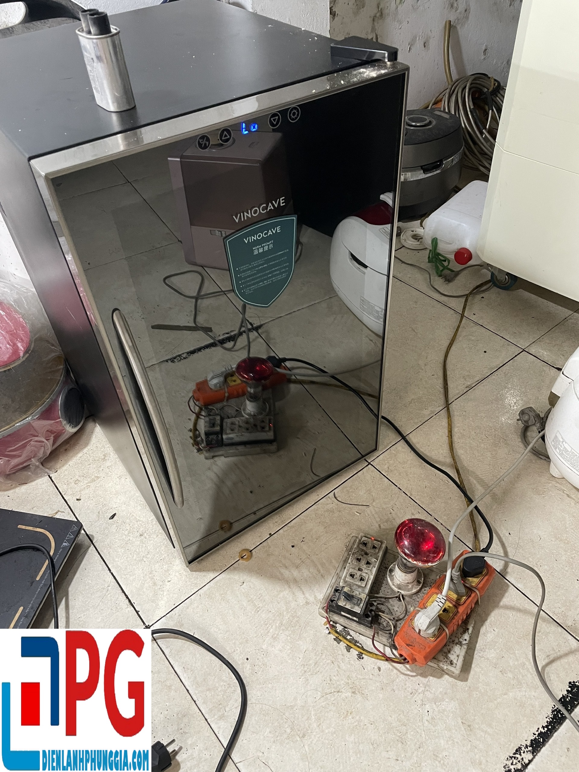 Sửa Tủ Cigar Tại KĐT Times City