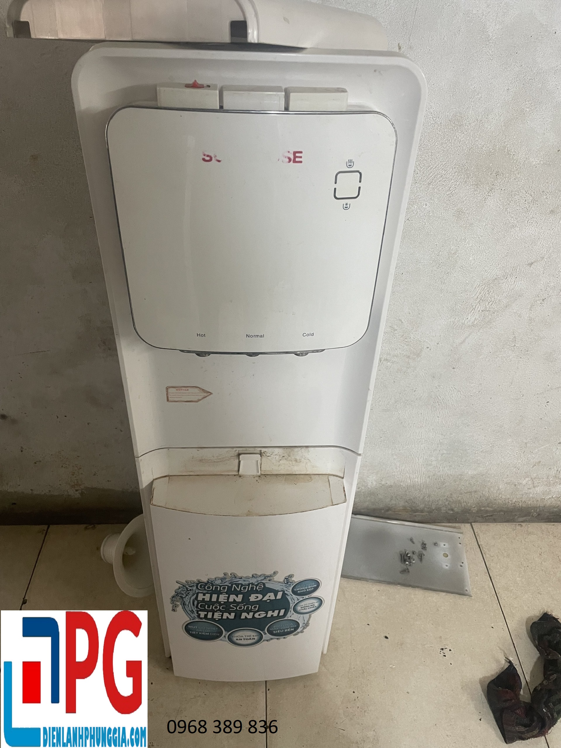 Sửa Cây Nước Nóng Lạnh Tại KĐT Time City