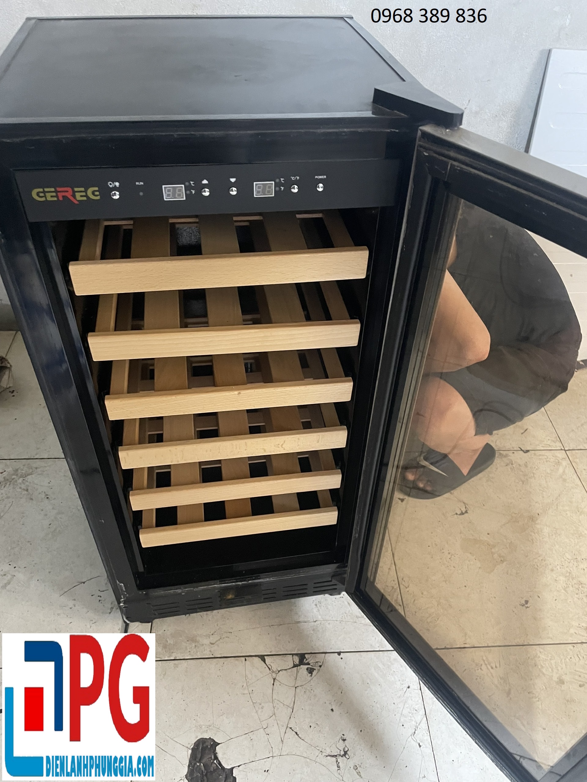 Sửa Tủ Cigar Tại KĐT Ciputra