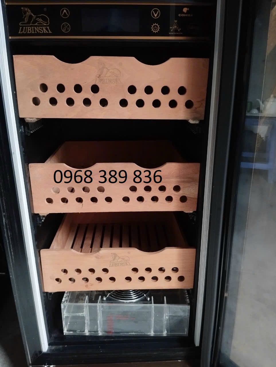 Sửa Tủ Cigar Tại KĐT Việt Hưng Long Biên
