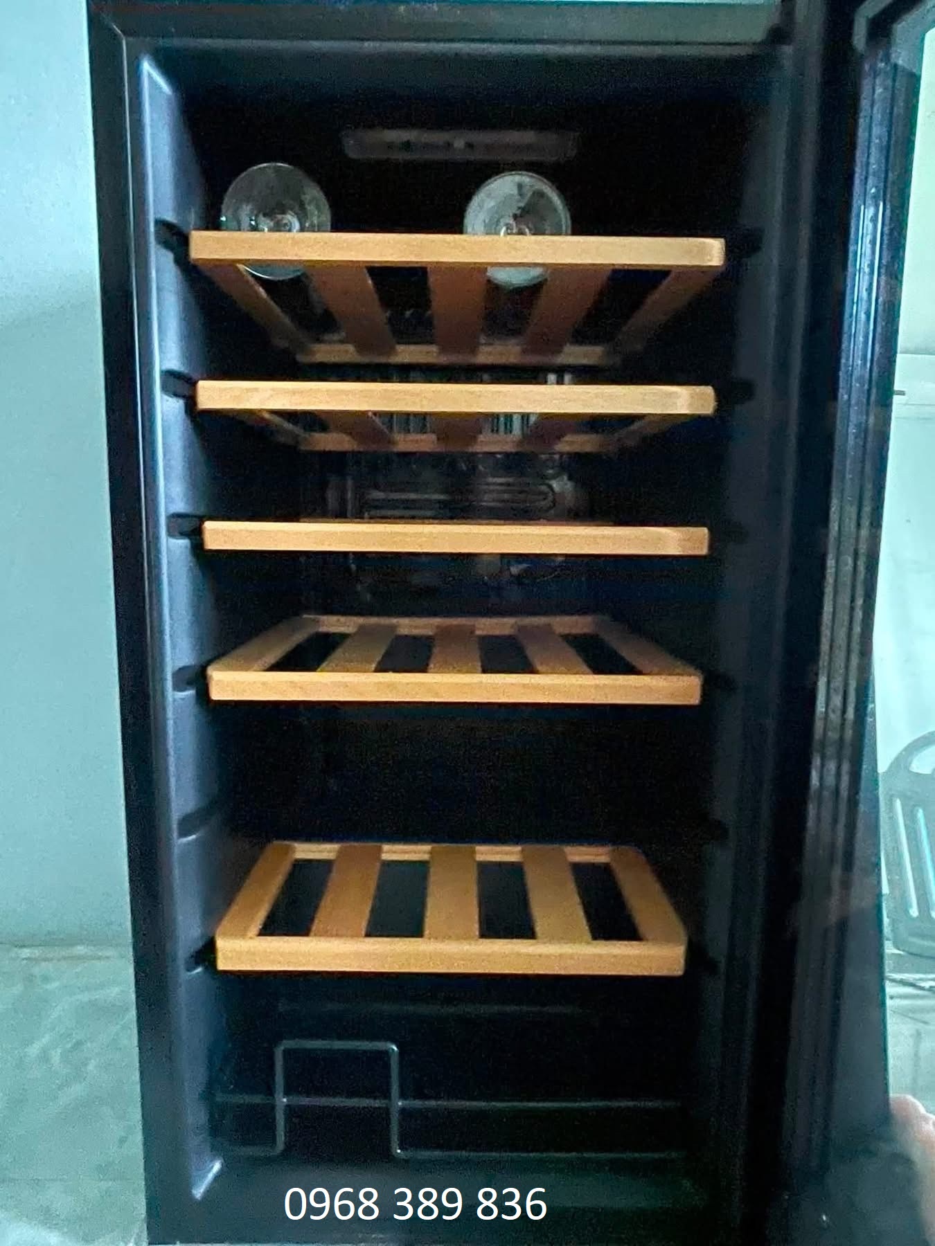 Dịch Vụ Sửa Tủ Cigar Tại Ngô Gia Tự Long Biên